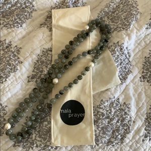 Beautiful labradorite mala with pearl